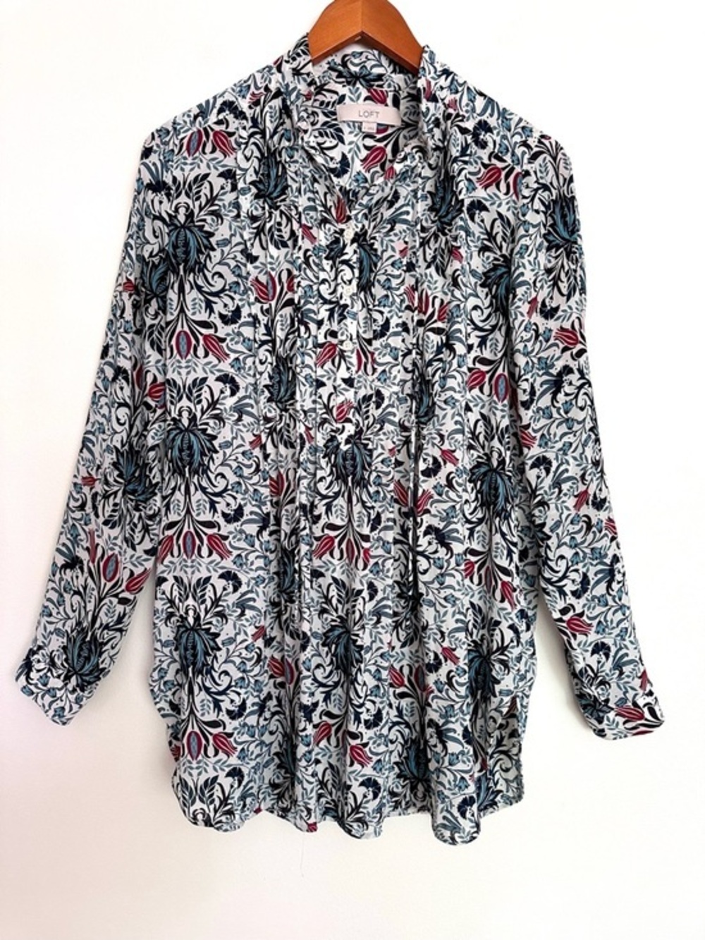 LOFT Floral Print Split Hem Tunic Top Ted White Blue Size Small